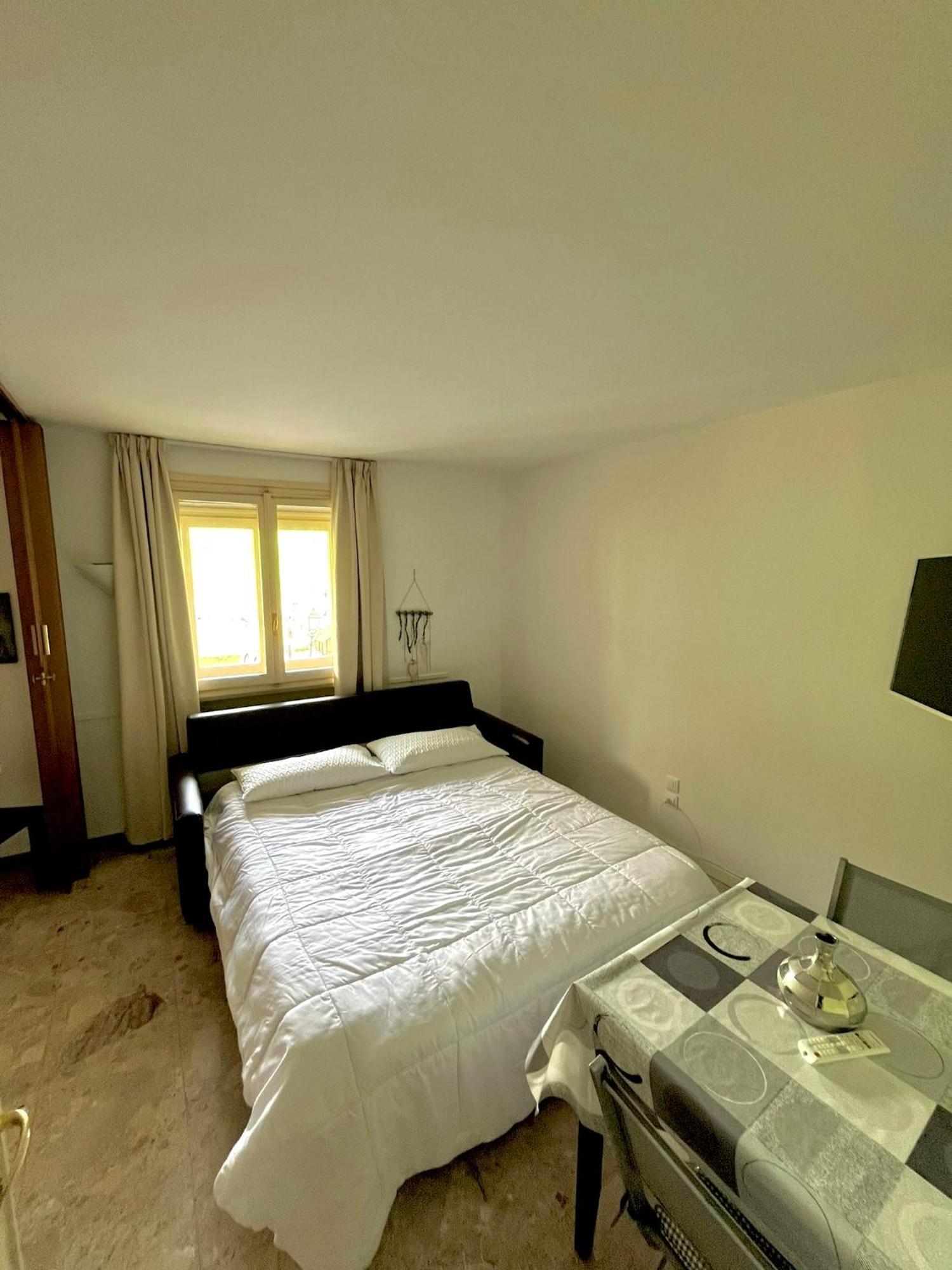 La Casa Del Cervino Apartment เบรยล์-แชร์วิเนีย ภายนอก รูปภาพ